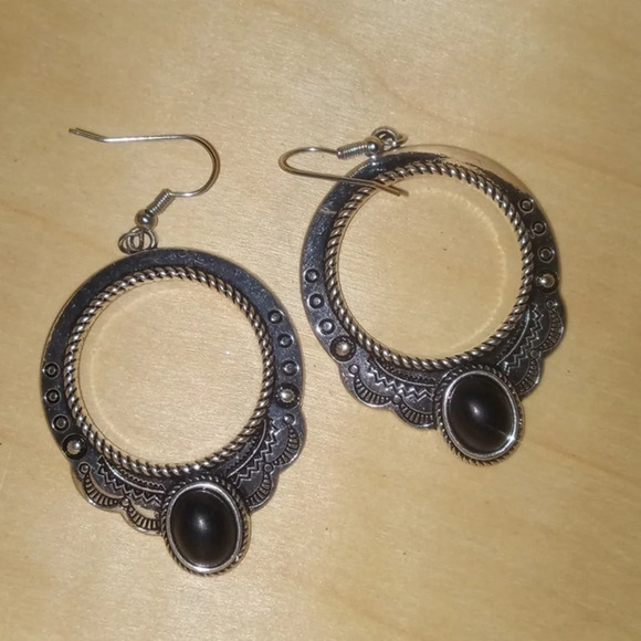 Fashion earrings‎ - Picture 1 of 2
